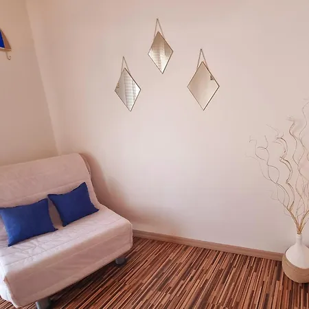 Barber House Holiday home Scilla